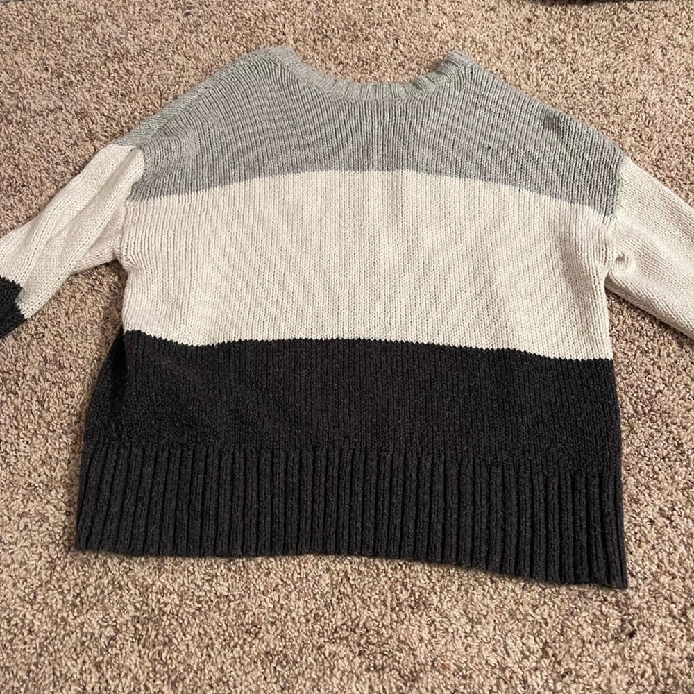 american eagle sweater